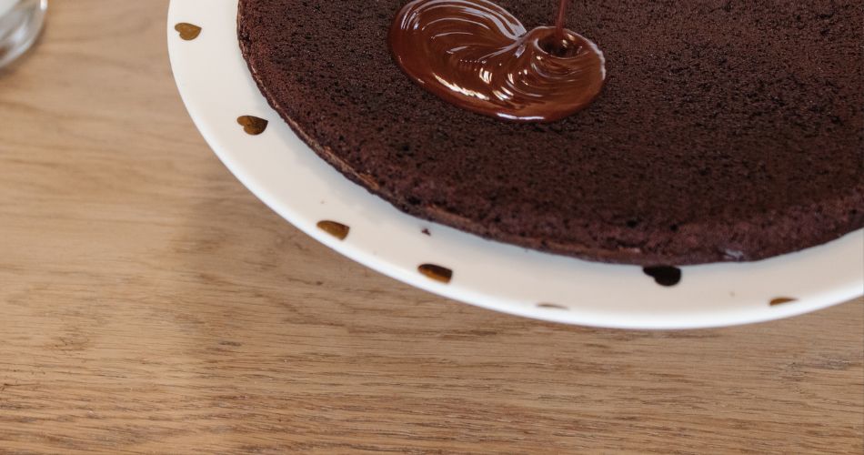 Flourless "Intense" Chocolate Cake