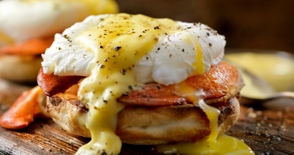 Eggs Benedict recipe